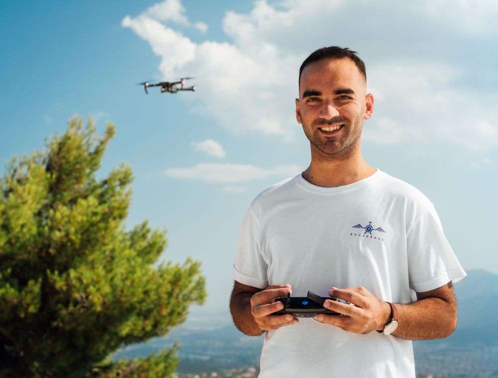 Vetsikas Nikos – UAV instructor and firefighter pilot experienced in Search and Rescue, MEDEVAC, and low navigation flights.